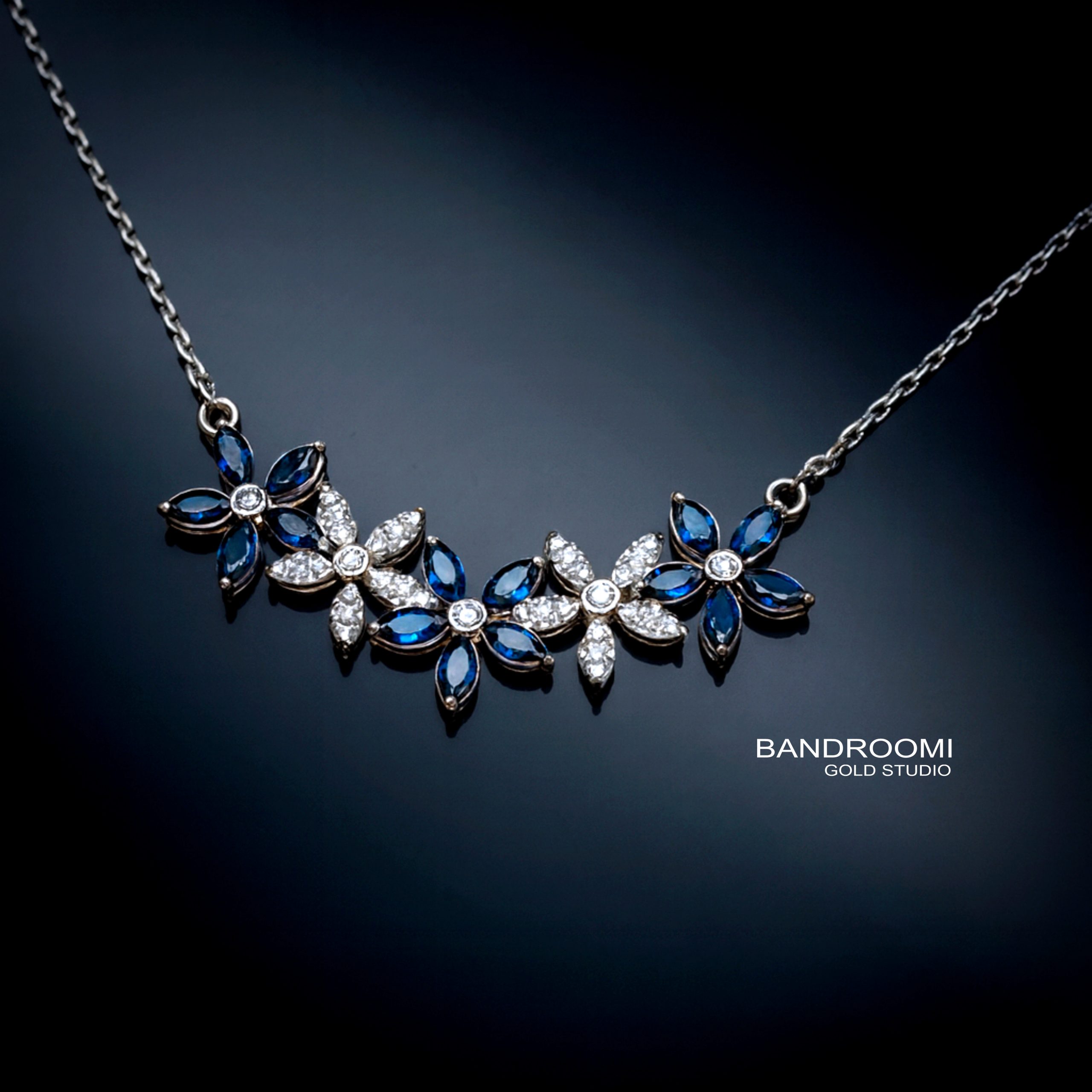 5 گردنبند گل یاقوت کبود و برلیان - تصویر 1